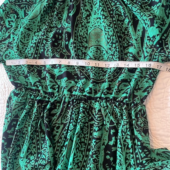 New JODIFL Green Tiered Maxi Dress size Small - Picture 13 of 13